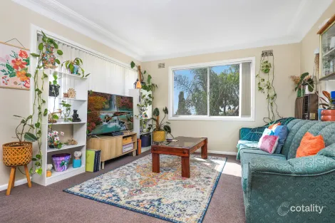 Property photo of 1/51 Heaslip Street Coniston NSW 2500