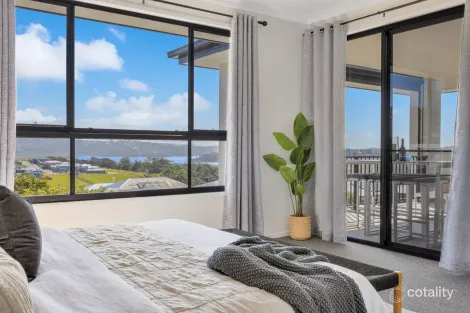 Property photo of 10 Bartle Frere Close Terranora NSW 2486
