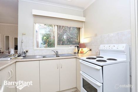 Property photo of 2/16 Stuart Road Lilydale VIC 3140