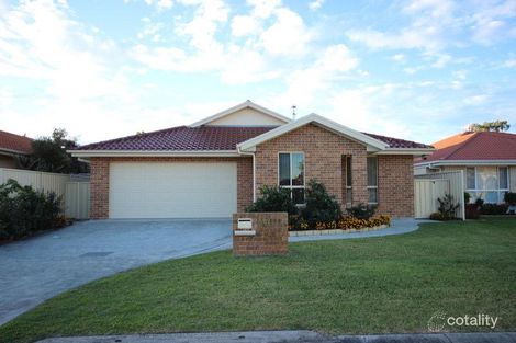 Property photo of 19 Robina Grove Forster NSW 2428