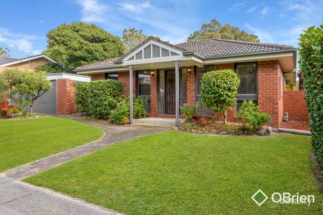 8 Guildford Cl, Frankston, VIC 3199