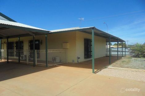 Property photo of 2 Ridge Elbow Nickol WA 6714