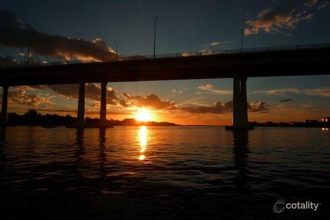 4 Emperor Ct, Wannanup, WA 6210