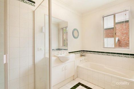 Property photo of 33 Gallery Gate Road Yallambie VIC 3085