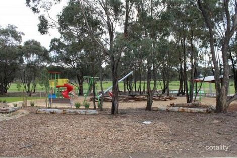 Property photo of 18 McIvor Forest Drive Junortoun VIC 3551