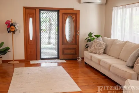Property photo of 6 Wills Place Dalby QLD 4405