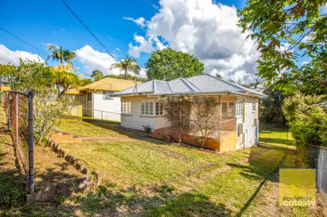 72 Lizzie St, Bardon, QLD 4065