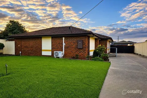 12 YARRA ST, WERRIBEE, VIC 3030