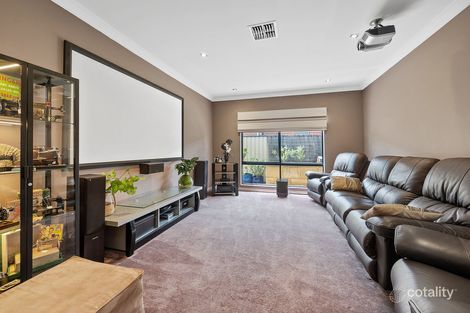 Property photo of 8 Newgain Crescent Carramar WA 6031