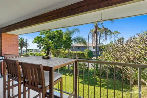 Property photo of 4/35 Sandy Beach Road Korora NSW 2450