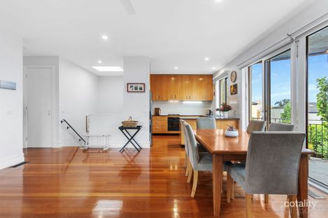 Property photo of 12 Queen Street Mornington VIC 3931