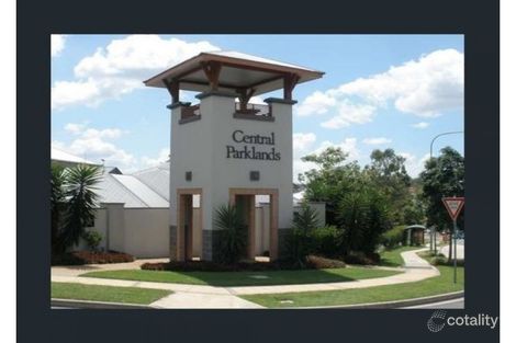 Property photo of 72 Greenway Circuit Mount Ommaney QLD 4074