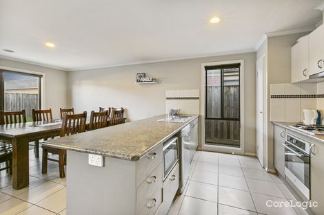 Property photo of 5 Stanhope Place Pakenham VIC 3810