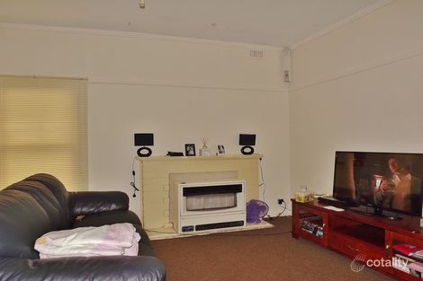 Property photo of 10 Hampton Street Moe VIC 3825