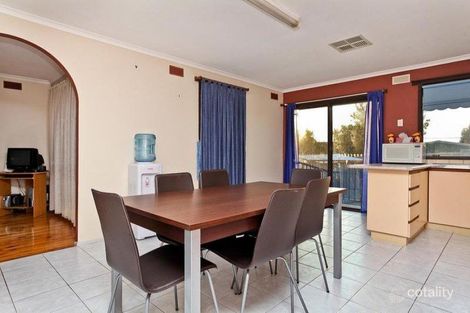 Property photo of 7 Wilton Place Attwood VIC 3049
