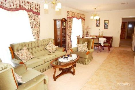 Property photo of 3 Longwood Close Rowville VIC 3178