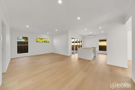 6 Old Waterworks Rd, Kin Kora, QLD 4680