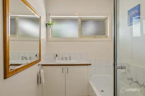 Property photo of 12 Mountain View Way Gisborne VIC 3437