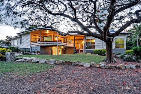 8 Tower St, Eastern Heights, QLD 4305