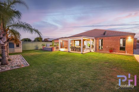 Property photo of 5 Greenfield Drive Epsom VIC 3551