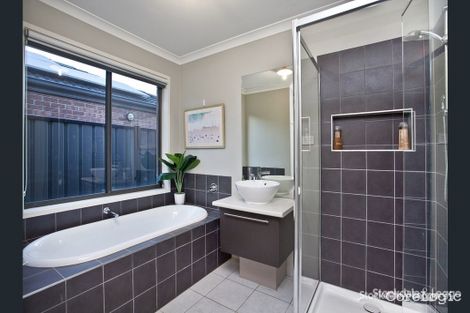 Property photo of 12 Higgs Road Derrimut VIC 3026