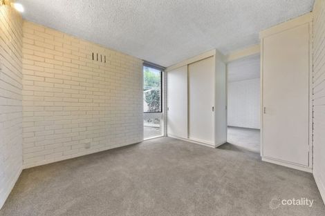 Property photo of 2/144-152 Wilsons Road Whittington VIC 3219