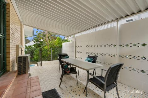 Property photo of 17 Nindethana Street Indooroopilly QLD 4068
