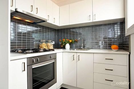 Property photo of 18/45 Woolton Avenue Thornbury VIC 3071