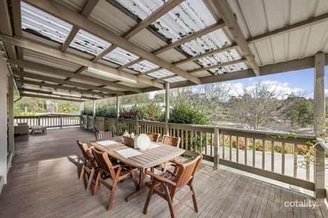 Property photo of 2/9 Valley Road Seville VIC 3139
