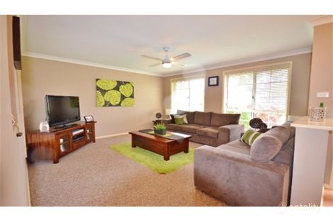 Property photo of 4 Aroona Close Gwandalan NSW 2259