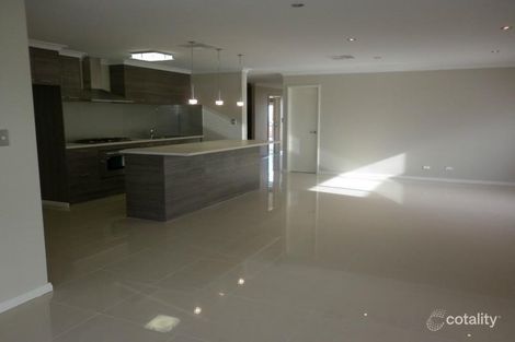 Property photo of 8 Ponderosa Road Aubin Grove WA 6164