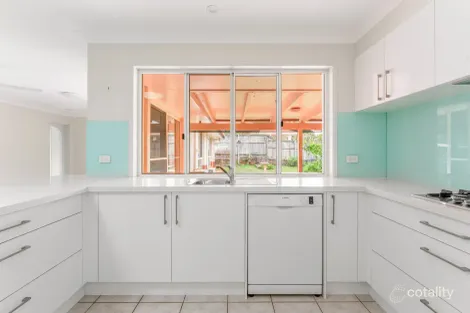 Property photo of 210 Wellington Street Ormiston QLD 4160