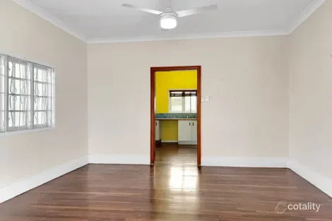 Property photo of 2/5 Tuffley Street West End QLD 4810