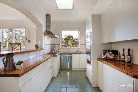 Property photo of 3 Lansdown Street Hampton VIC 3188