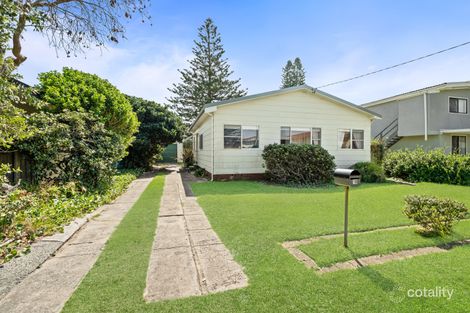 18 Stewart St, The Entrance North, NSW 2261