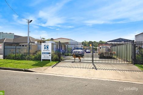 13 O'Neil St, Unanderra, NSW 2526