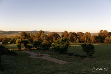 Property photo of 17 Cardinia Avenue Robin Hill NSW 2795