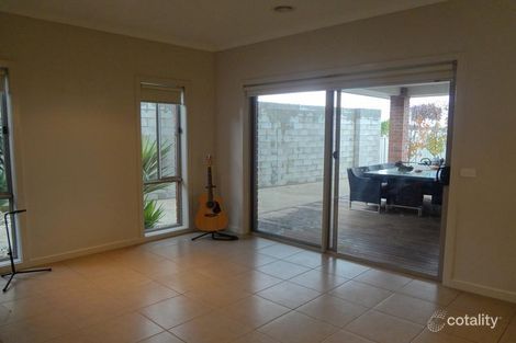Property photo of 43 Dobson Way Warrnambool VIC 3280