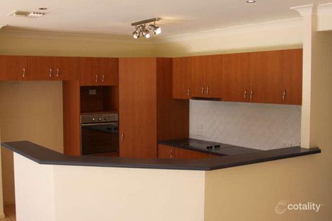 Property photo of 11 Magnolia Place Flinders View QLD 4305