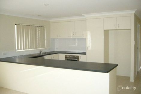 Property photo of 33 Elmwood Circuit Springfield Lakes QLD 4300