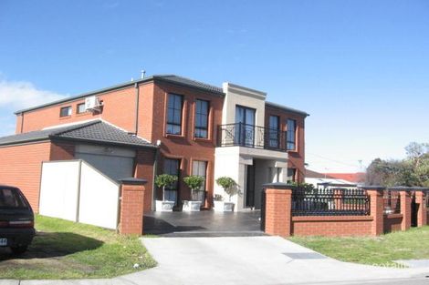 1 Bindi Cl, Springvale South, VIC 3172