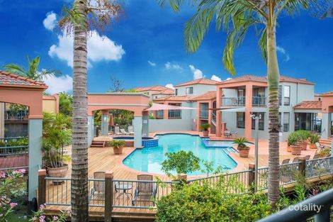 Property photo of 41/20 Fairway Drive Clear Island Waters QLD 4226