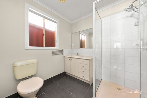 Property photo of 28 Kuranda Crescent Berwick VIC 3806