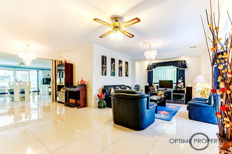 Property photo of 18 Mozart Place Mount Ommaney QLD 4074