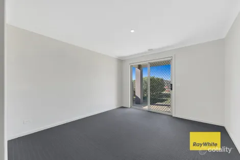 Property photo of 15 Solitude Lane Doreen VIC 3754