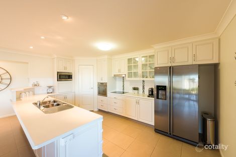 Property photo of 6 Bunkers Hill School Road Westbrook QLD 4350
