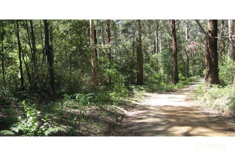 4 Beenak Rd, Wandin North, VIC 3139