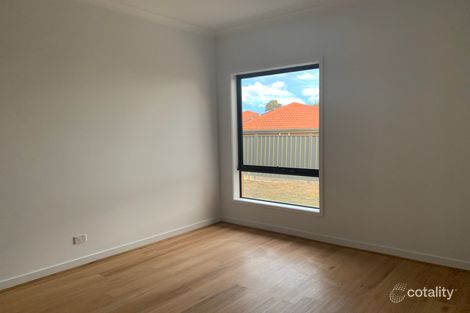 Property photo of 44 Bicentennial Crescent Meadow Heights VIC 3048