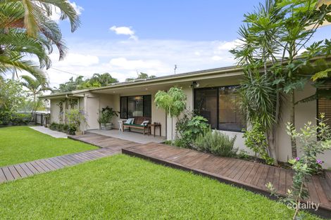 Property photo of 26 Palm Drive Mooloolaba QLD 4557