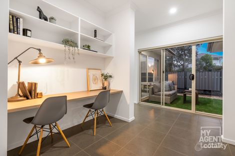 Property photo of 50 Centennial Park Drive Craigieburn VIC 3064
